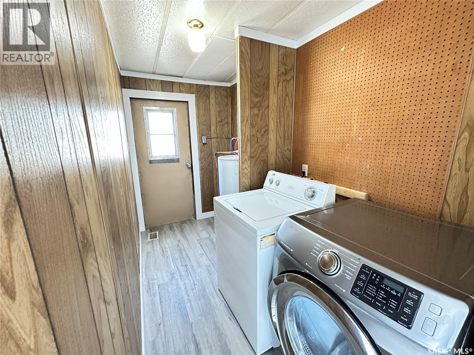 62 219 Grant STREET - Image 32