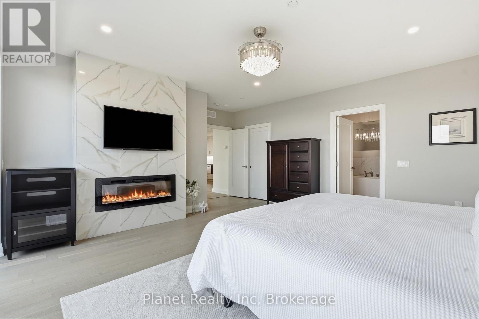 #1305 71 WYNDHAM STREET S - Image 15