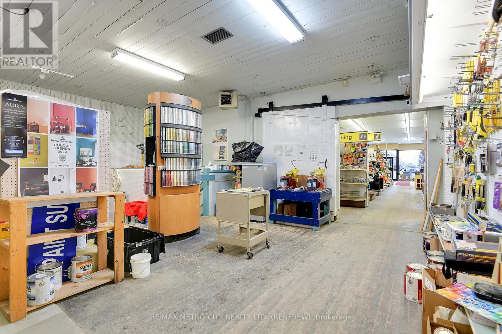 Retail for Sale in Renfrew – 150 RAGLAN STREET S, Renfrew – MLS# X13685796 - Image 20
