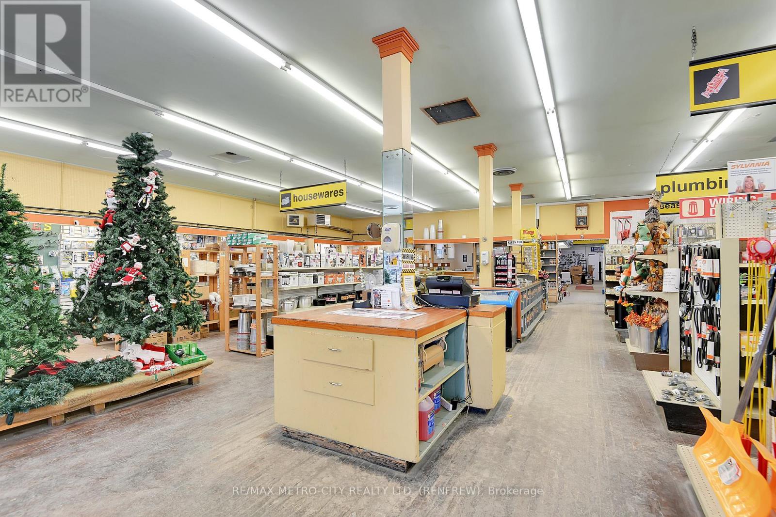 Retail for Sale in Renfrew – 150 RAGLAN STREET S, Renfrew – MLS# X13685796 - Image 8