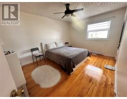 16 Hatcher Street thumbnail 18