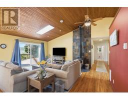16 Peter's Cove Road thumbnail 27
