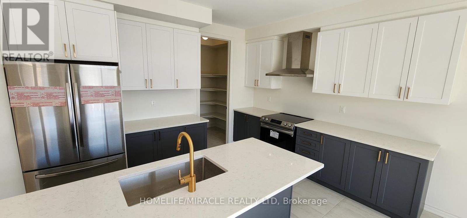 30 HUMMINGBIRD GROVE