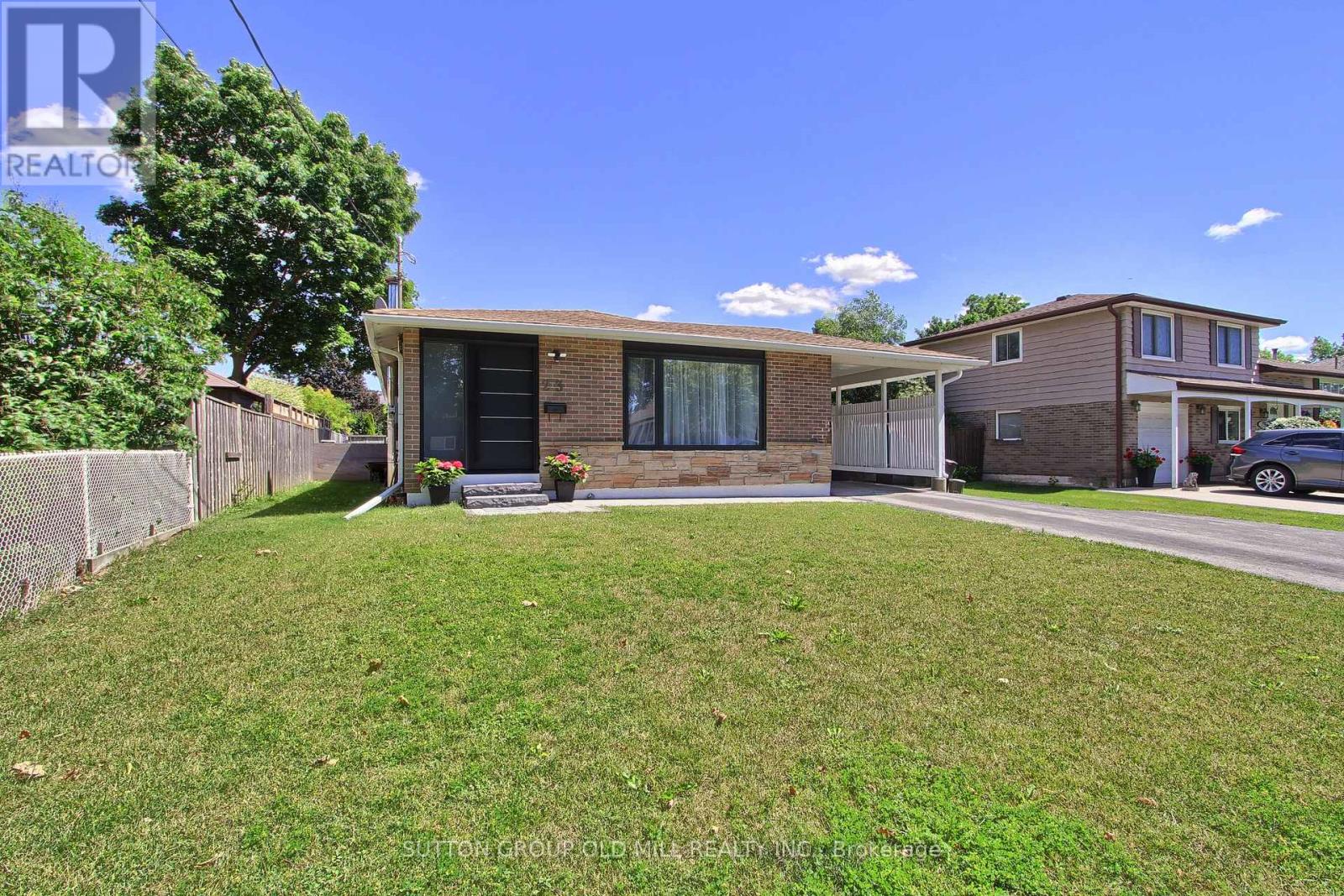 Photo of 23 Moore Park Crescent