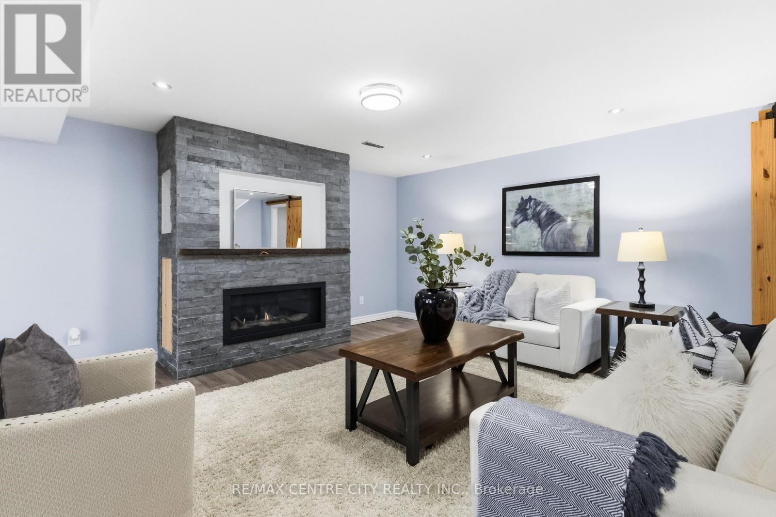 93 MCTAGGART COURT - Image 34