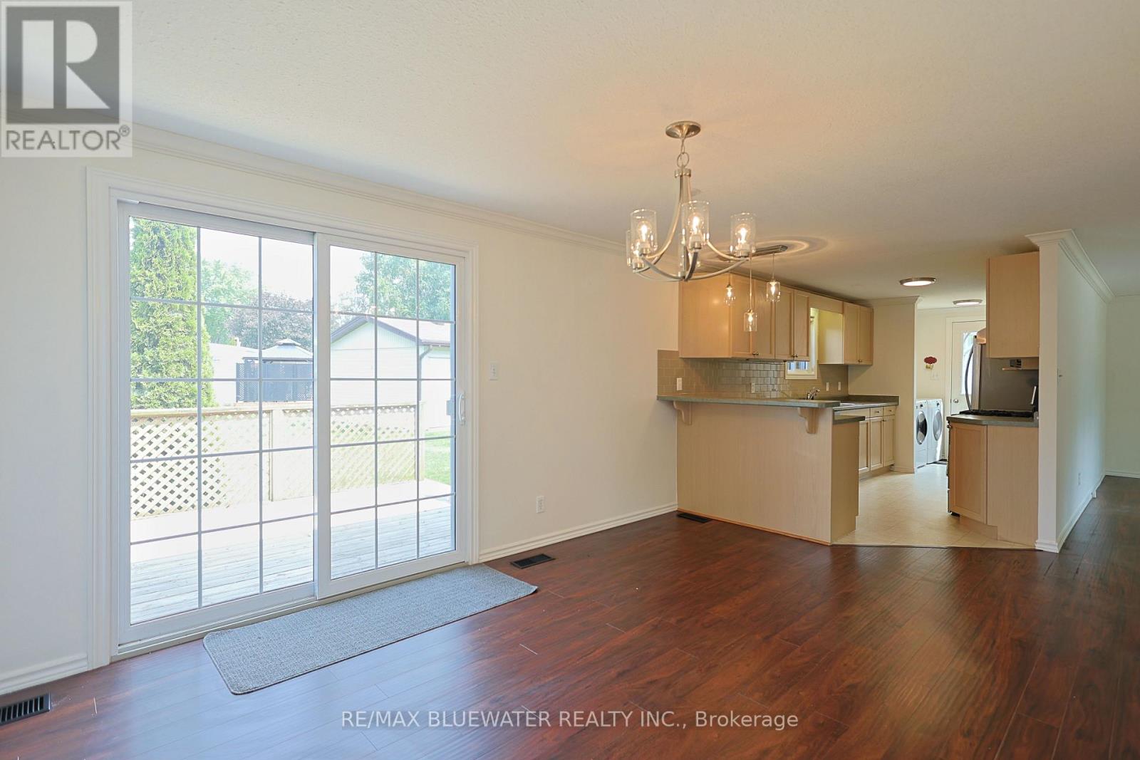 288 CONCORD DRIVE - 16
