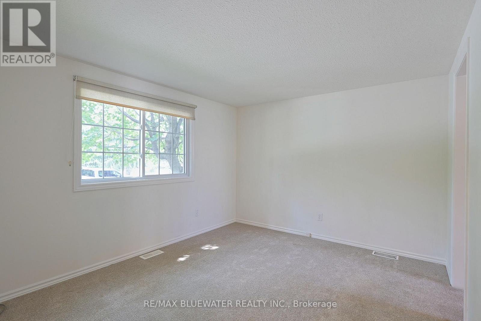 288 CONCORD DRIVE - Image 19