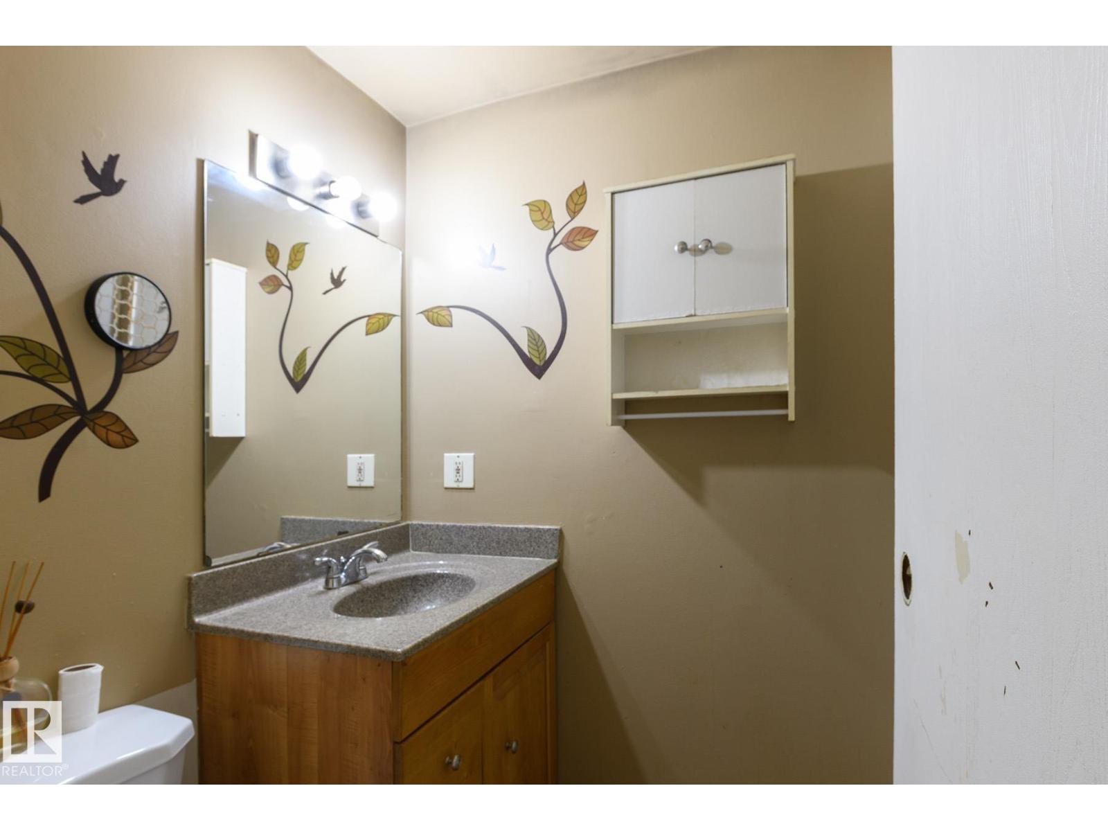 5511 92C Av NW photo 4 — MLS® E4504272