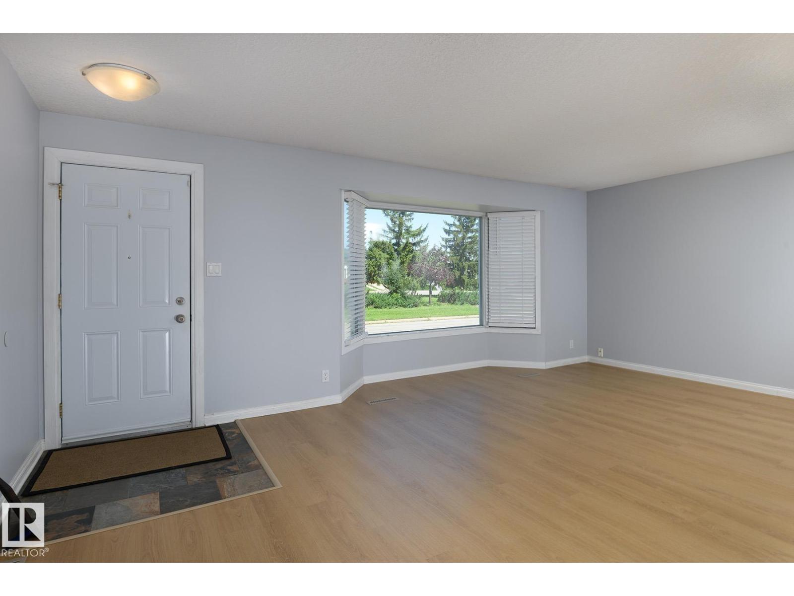5627 138 Av NW photo 2 — MLS® E4504273