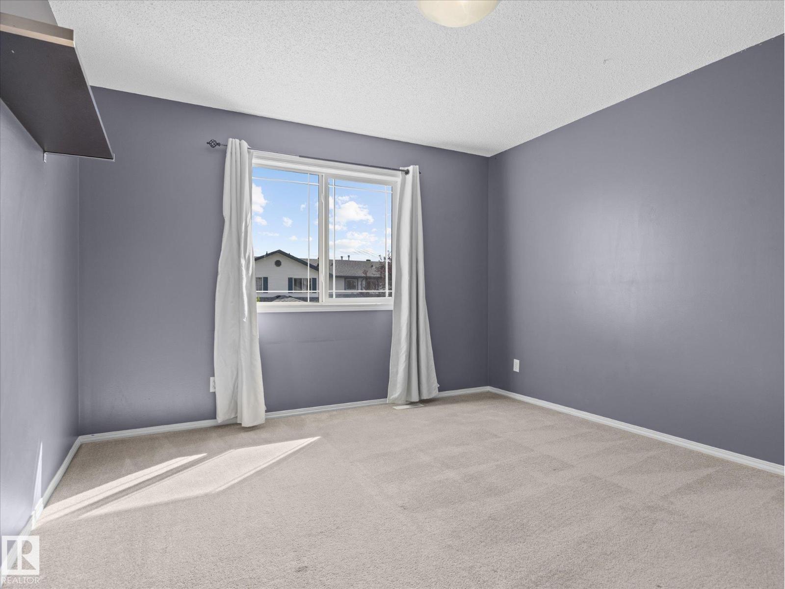 #23 450 HYNDMAN CR NW - Image 17