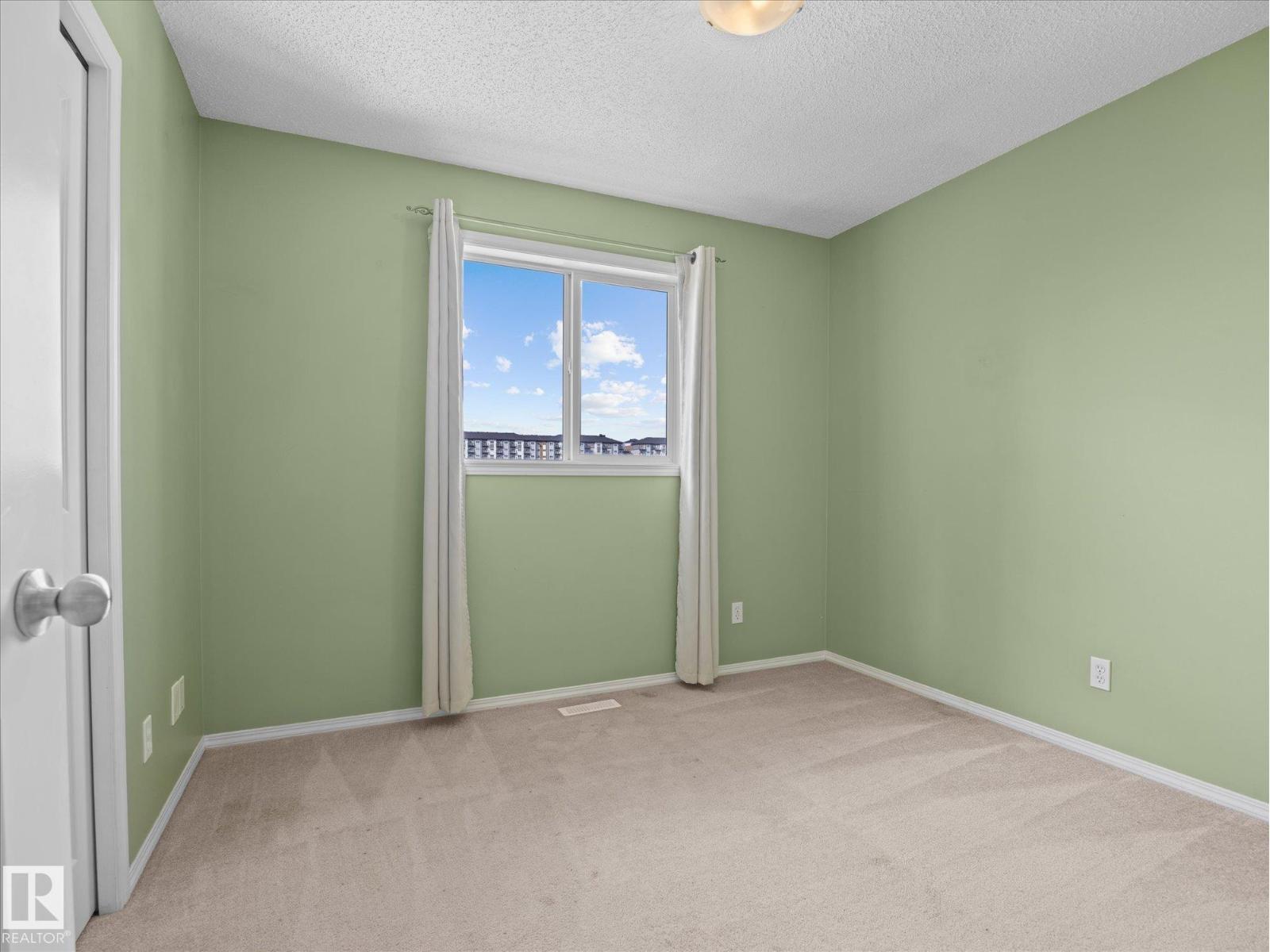 #23 450 HYNDMAN CR NW - Image 21