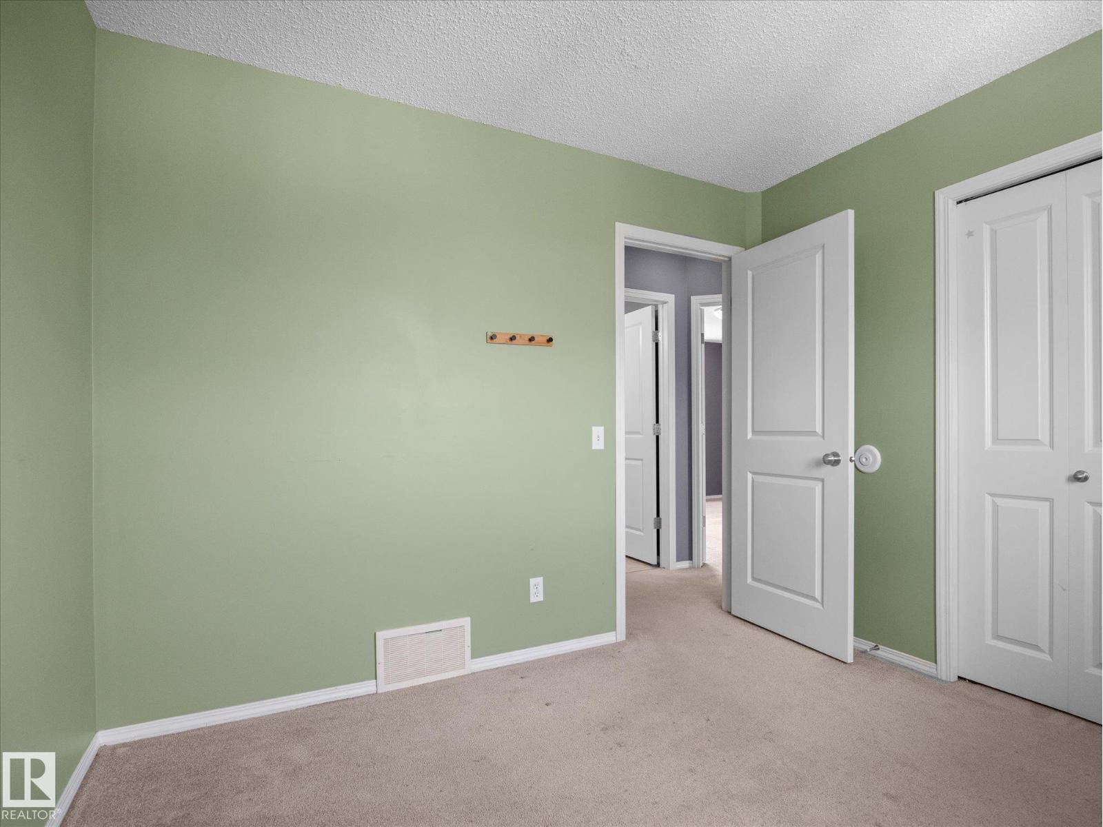 #23 450 HYNDMAN CR NW - 22