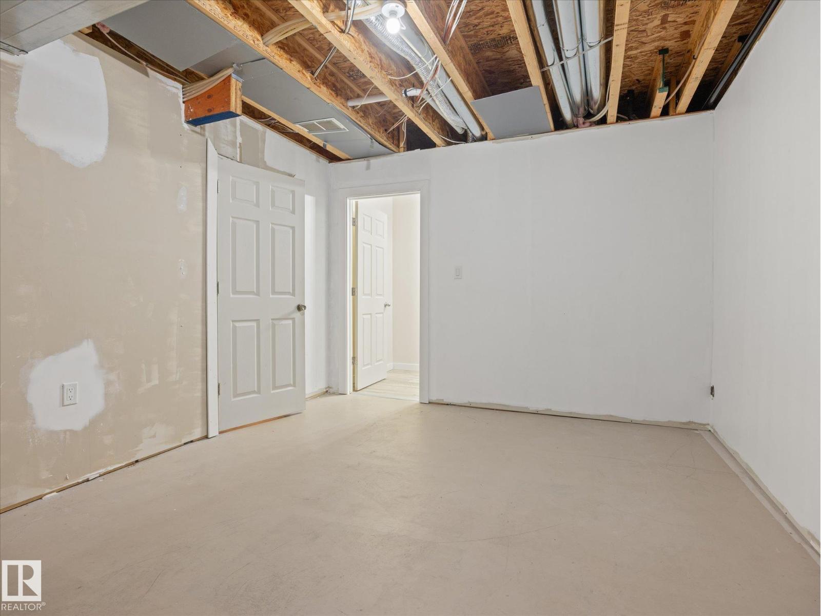 #23 450 HYNDMAN CR NW - Image 27