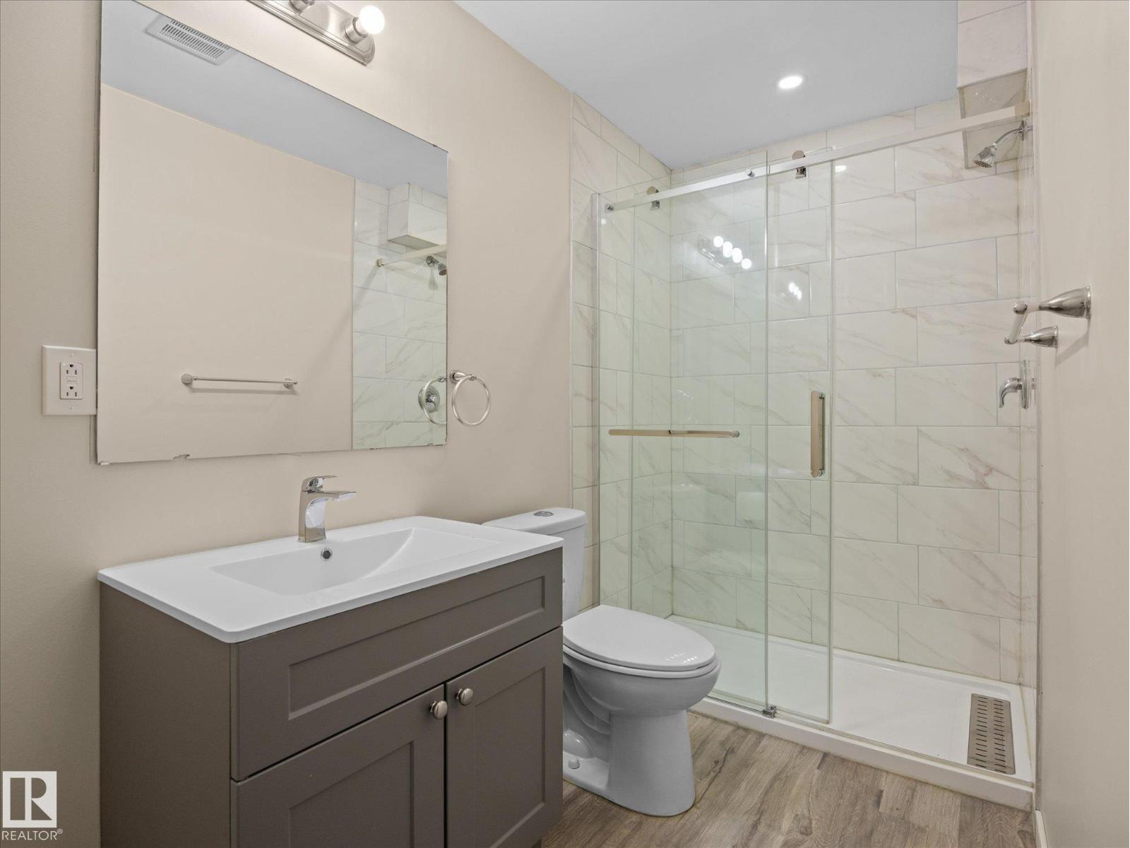 #23 450 HYNDMAN CR NW - 28
