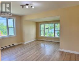 243 Main Street North thumbnail 5