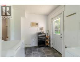 main level entry/laundry