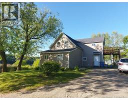 9024 Main Street, photo 2