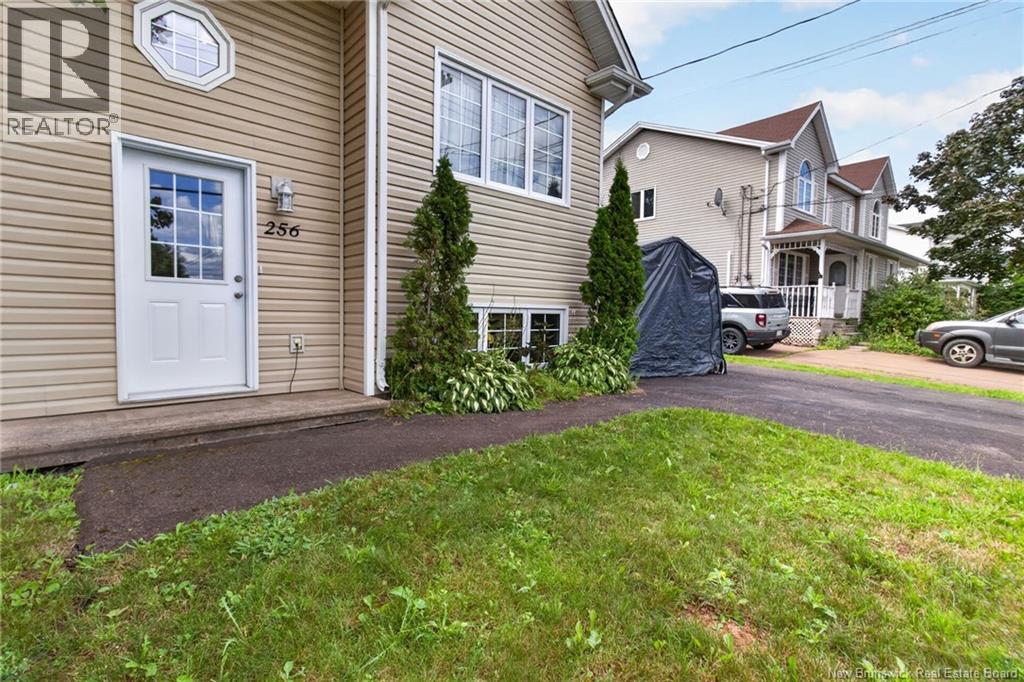 256 Glencairn Drive - Image 13