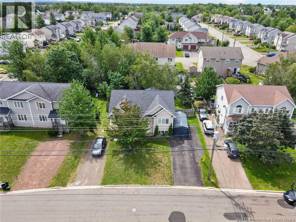 256 Glencairn Drive - 3
