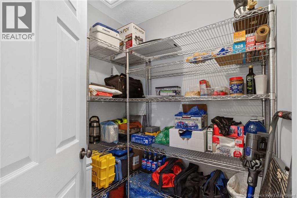 256 Glencairn Drive - 32