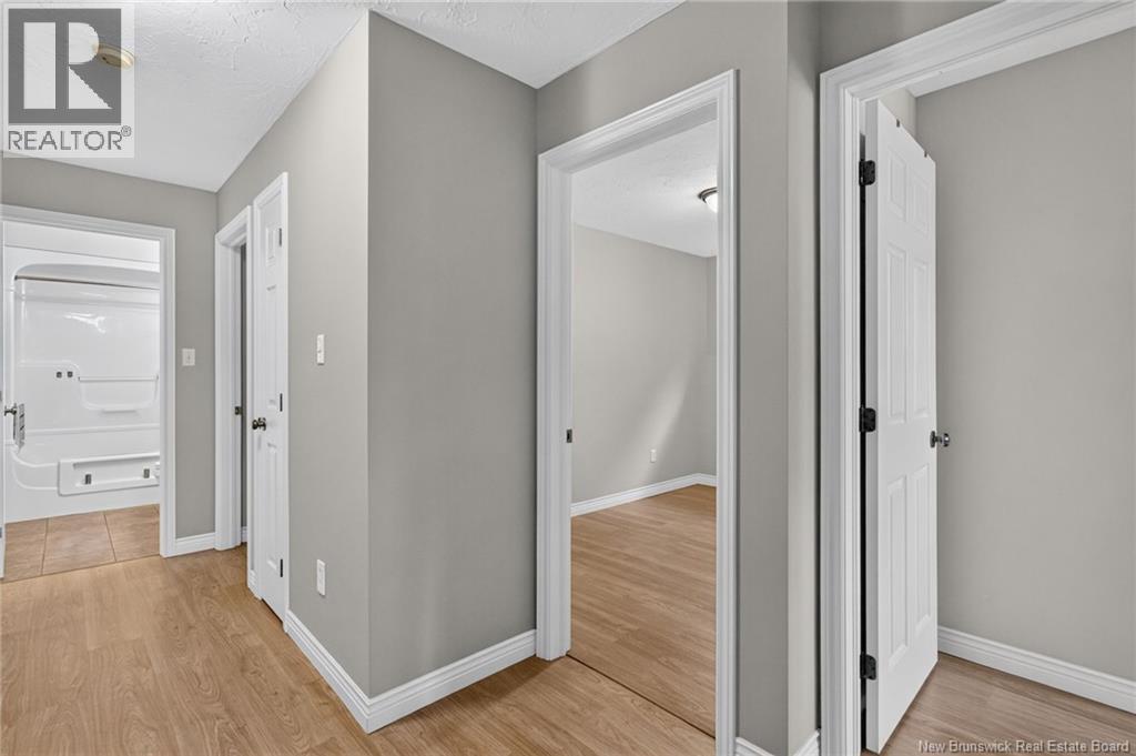256 Glencairn Drive - 34