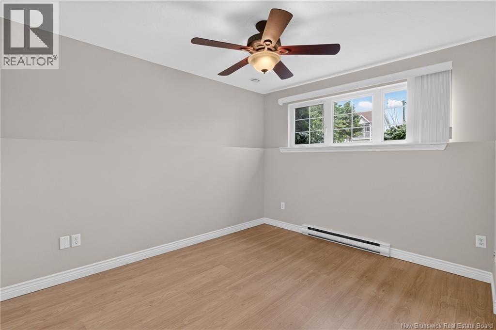256 Glencairn Drive - 35