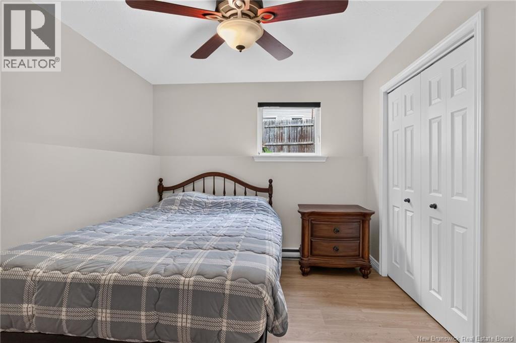 256 Glencairn Drive - 40