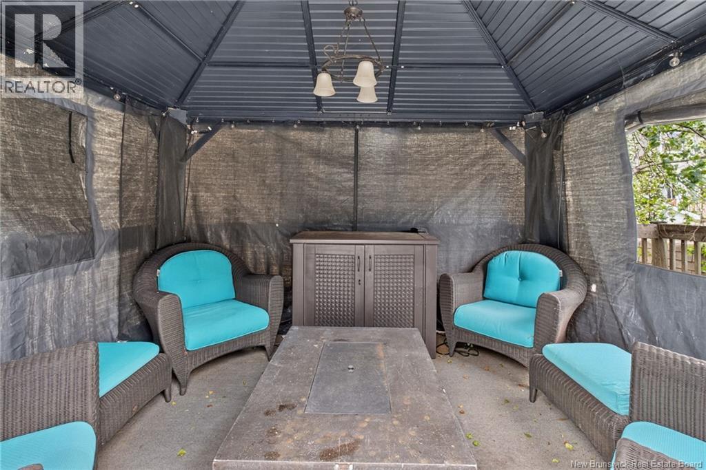 256 Glencairn Drive - 46