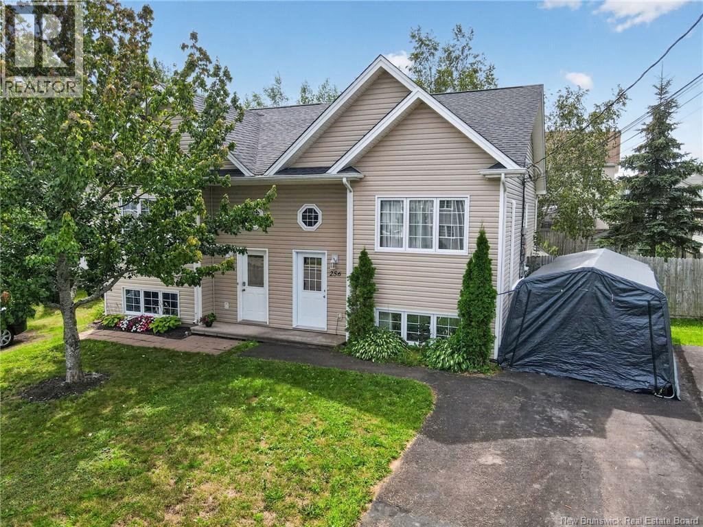 256 Glencairn Drive - 9