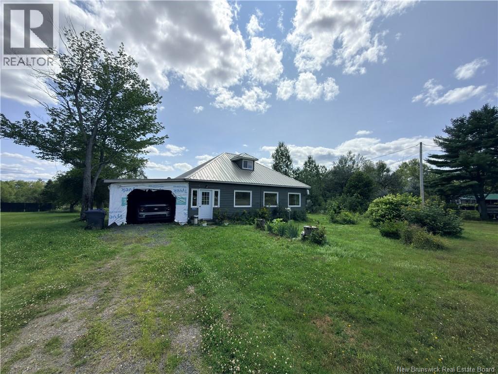 1543 Route 425 - Image 25