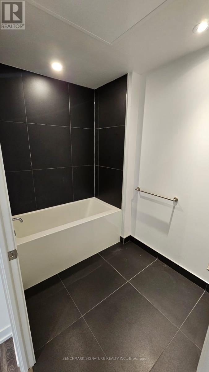 #2513 20 EDWARD STREET - 10