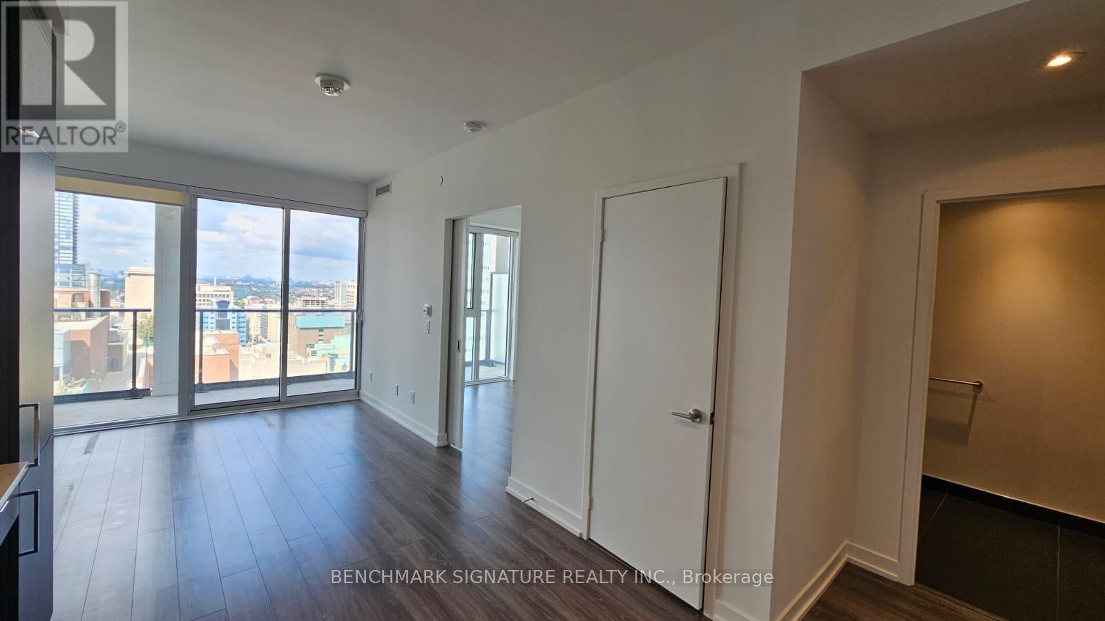 #2513 20 EDWARD STREET - 17