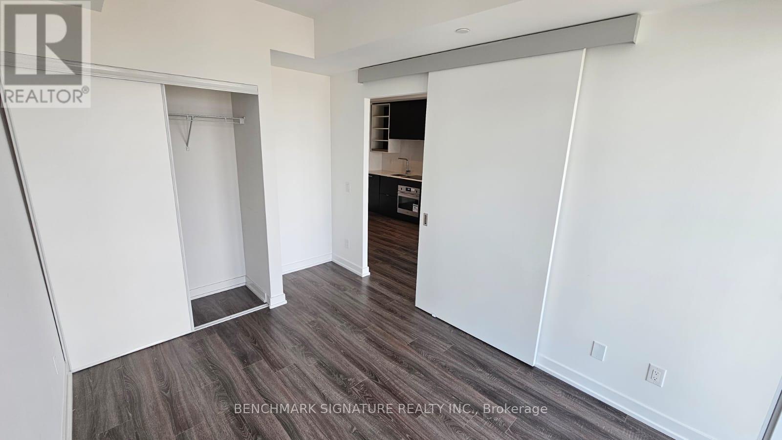 #2513 20 EDWARD STREET - 19