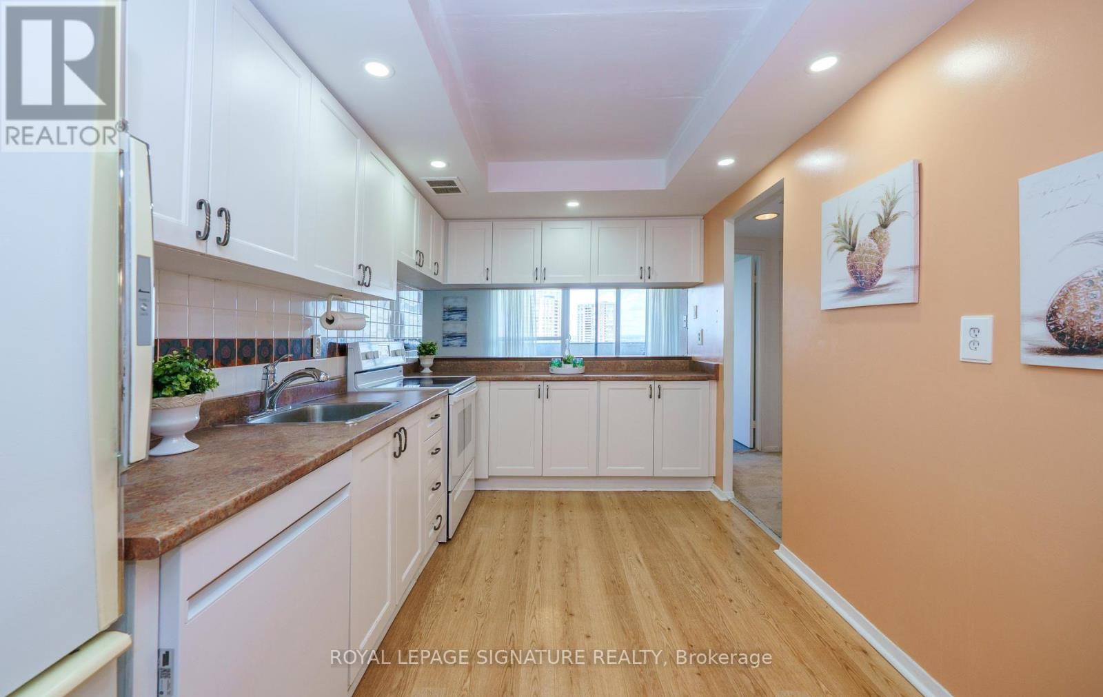 #1703 3303 DON MILLS ROAD - 13