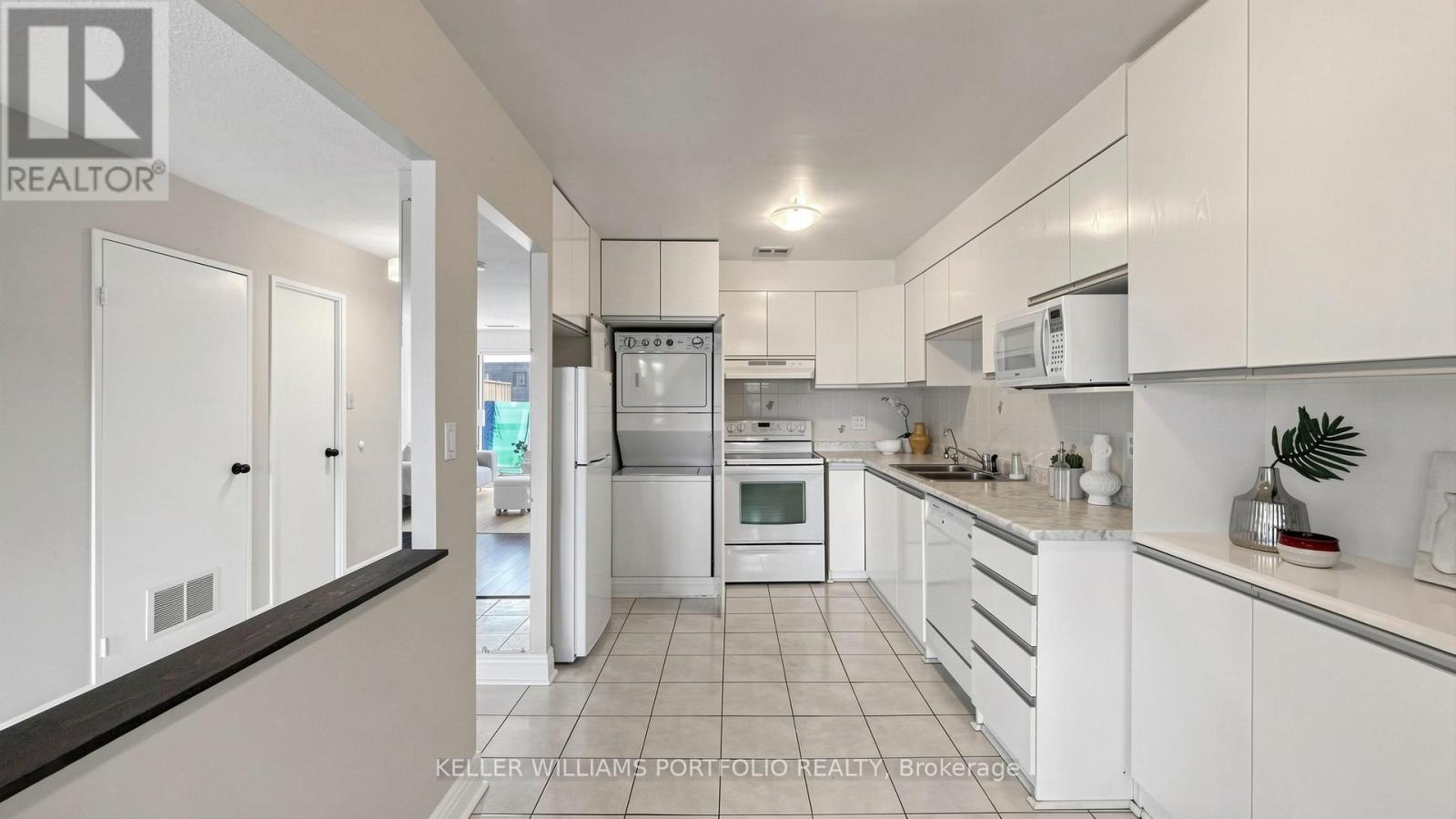 #358 4005 DON MILLS ROAD - 10