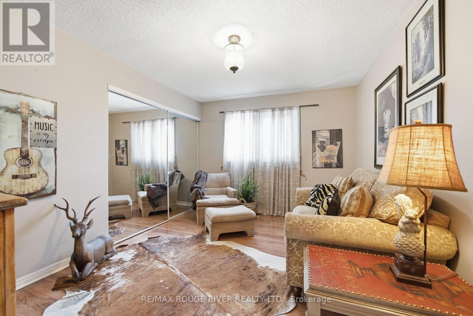 909 RIDGE VALLEY DRIVE - 25