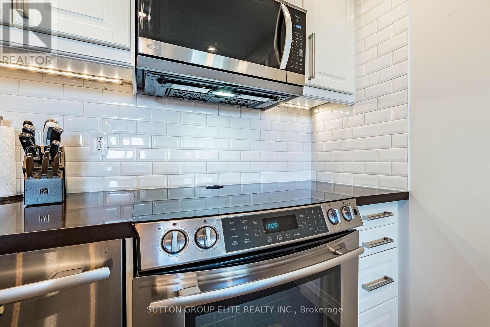 #508 1320 MISSISSAUGA VALLEY BOULEVARD - 24