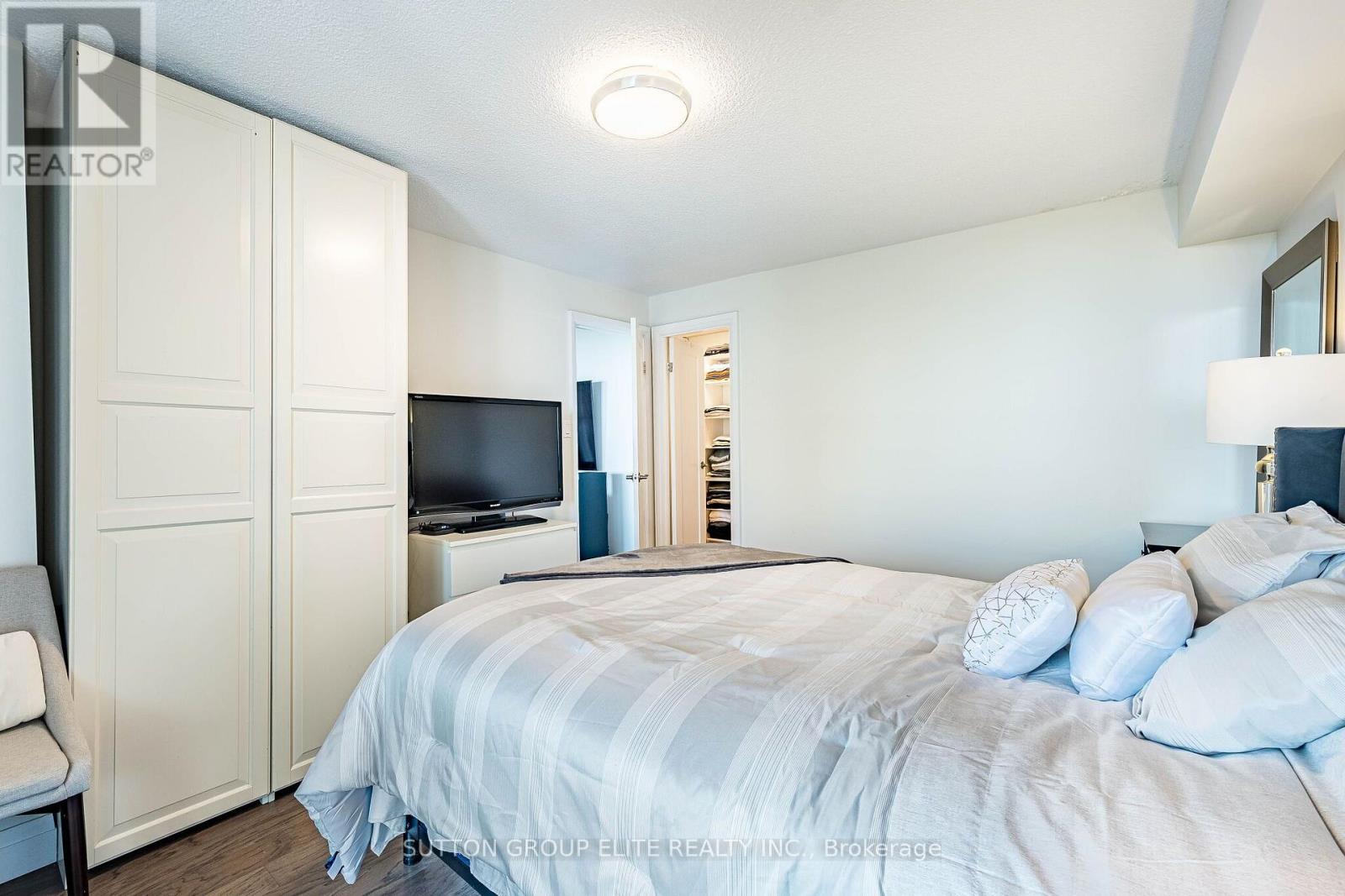 #508 1320 MISSISSAUGA VALLEY BOULEVARD - Image 31