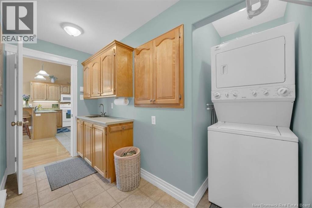 14 Alexander Court - 15