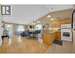 Bath (# pieces 1-6) - 14 Alexander Court, Hampton, NB E5N2C8 Photo 7