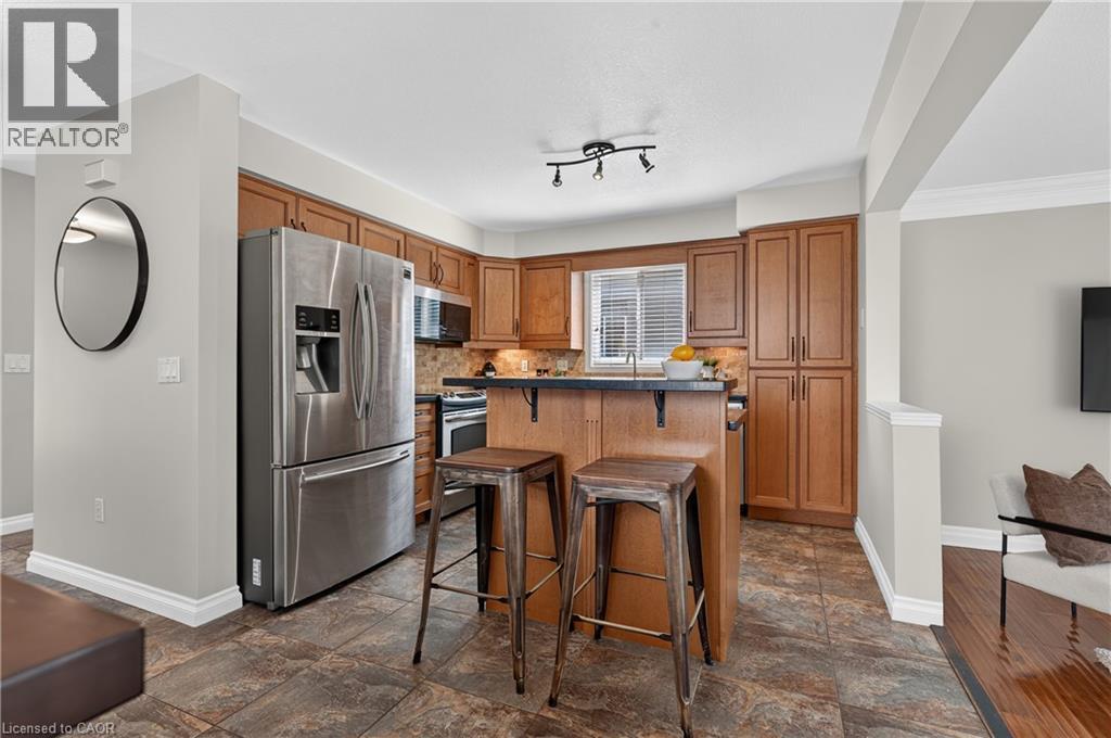 298 PINELAND Place - Image 11
