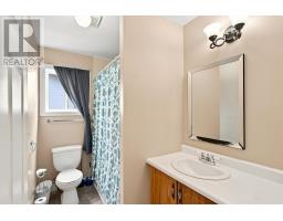 12 Thorburn Place thumbnail 11