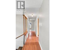 12 Thorburn Place thumbnail 3