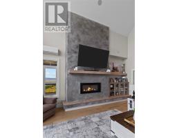 7 Commodore Place thumbnail 18