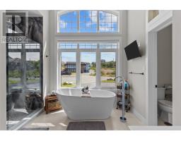 7 Commodore Place thumbnail 29