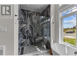 7 Commodore Place thumbnail 30