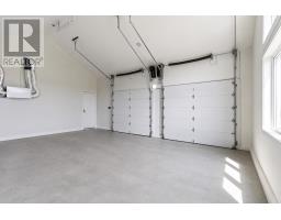 7 Commodore Place thumbnail 34