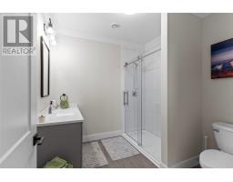 7 Commodore Place thumbnail 38