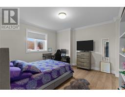 7 Commodore Place thumbnail 39