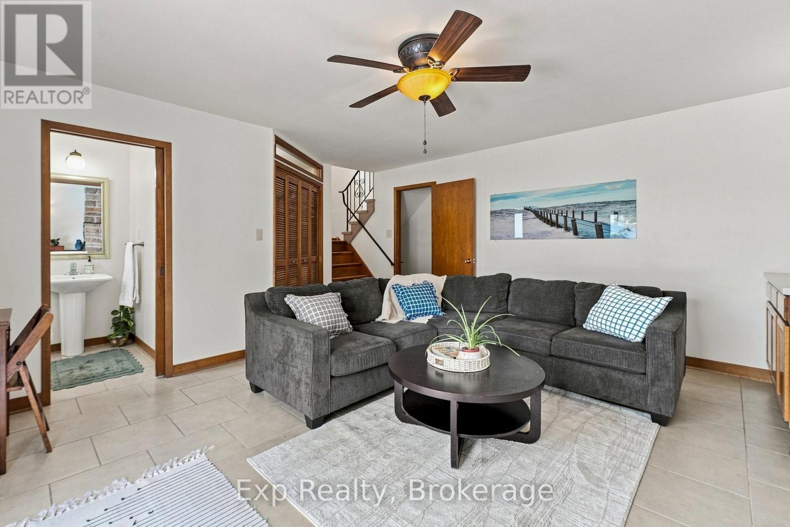 36 KENSINGTON CRESCENT - Image 23